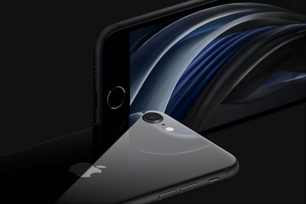 iPhone SE 2020 in black