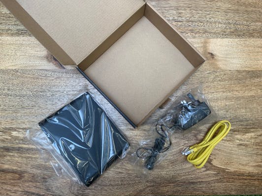 Huawei router unboxed