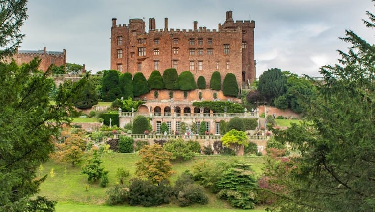 Powis-Castle.jpg