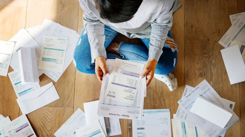 hero-homepage-tip-slash-debt-costs-bills-budgeting.jpg