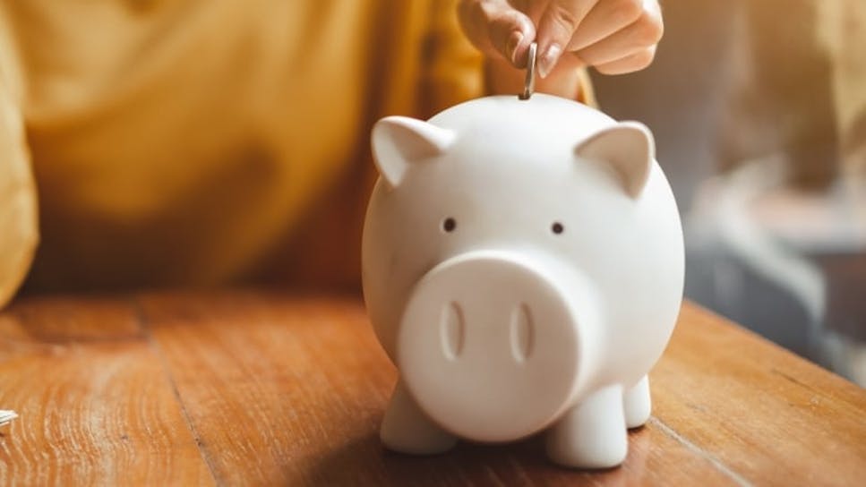hero-homepage-savings-investment-piggy-bank-wealthify.jpg
