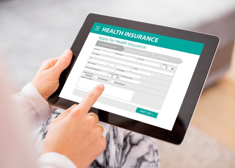 igd-private-health-insurance-ipad-apply.jpg