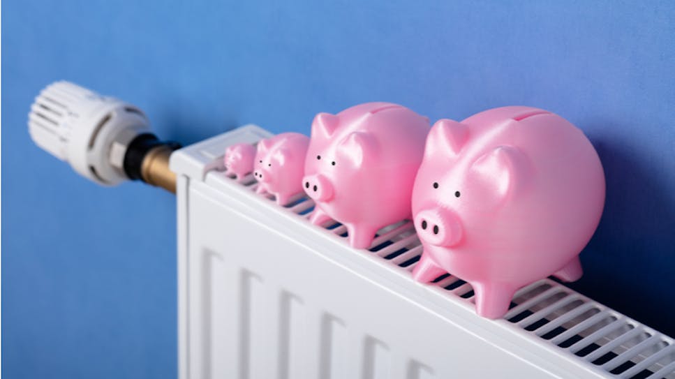 hero-homepage-tip-piggy-banks-radiator-heating-energy-bills.png
