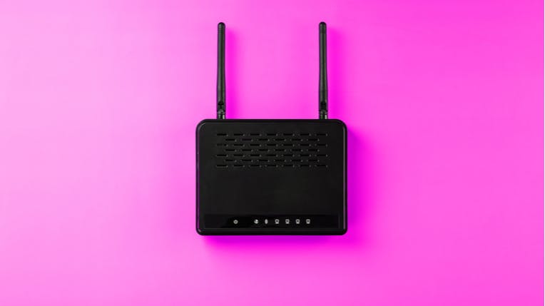 hero-homepage-superfast-broadband-fibre-broadband-router.png