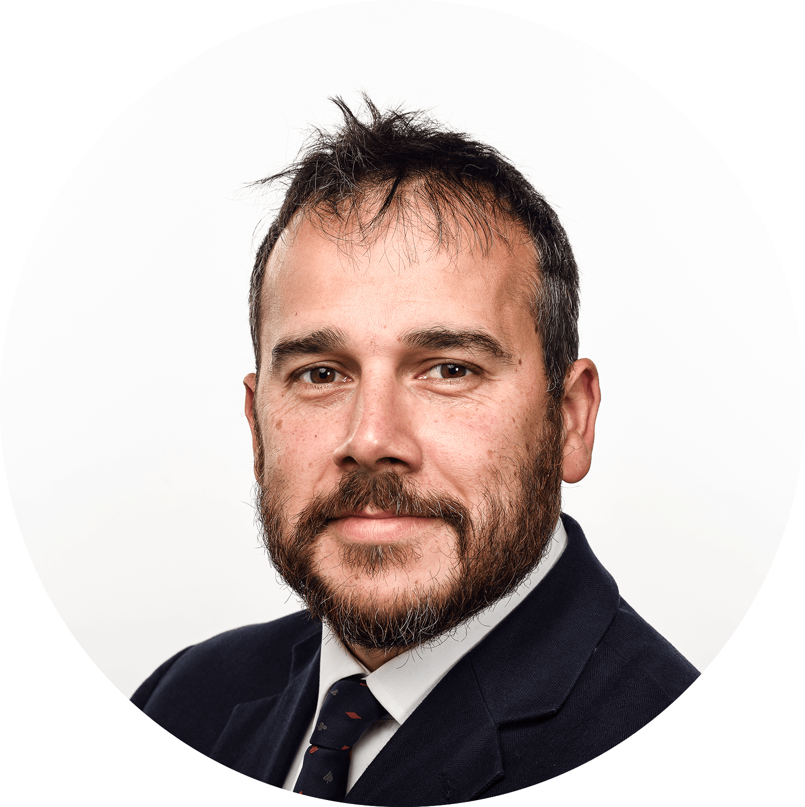 Chris-Newlands-headshot-round.png