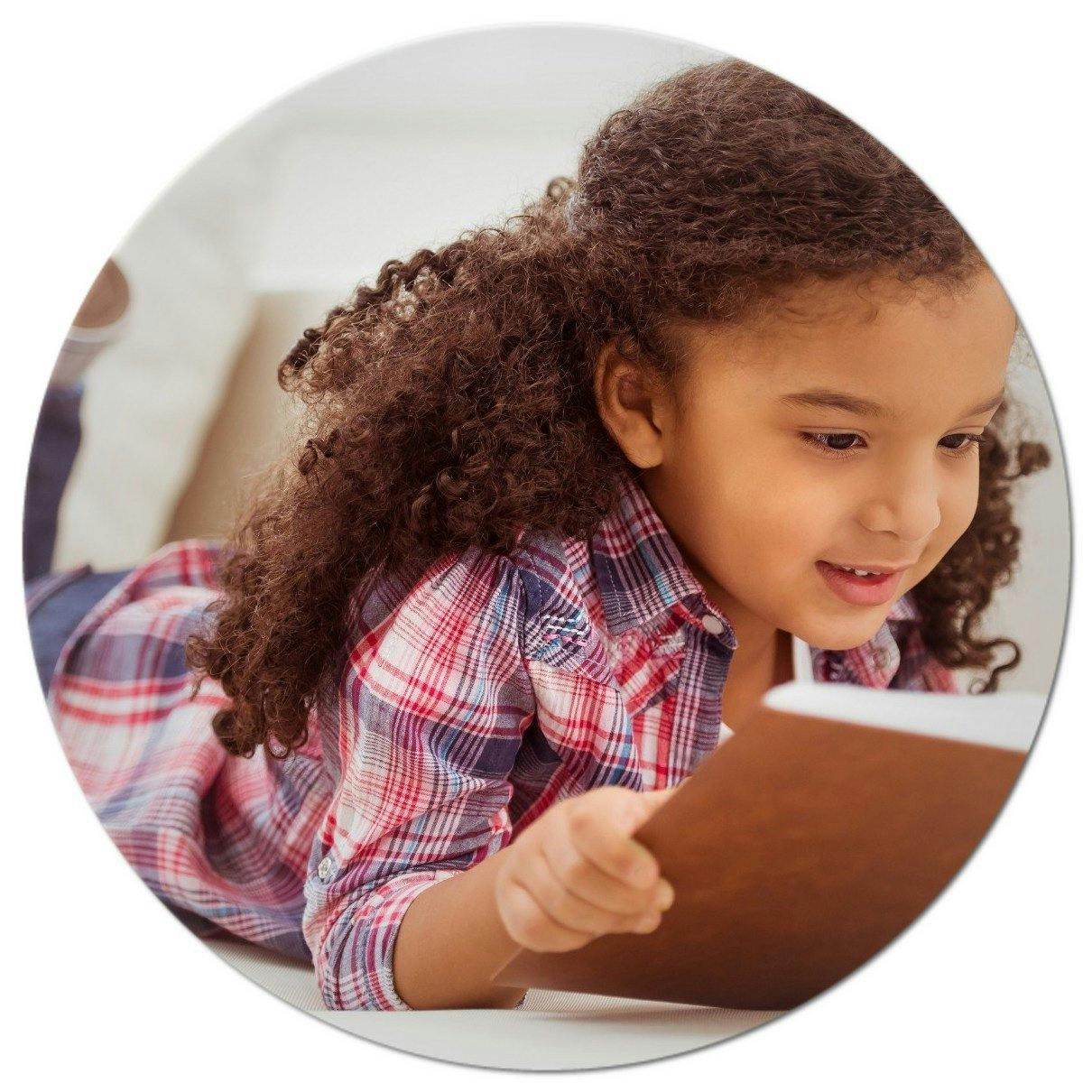 girl-reading.jpg