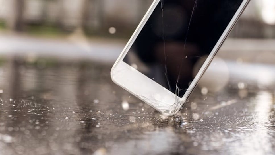 hero-insurance-mobile-phone.jpg