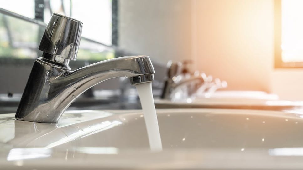 Tap with running water.