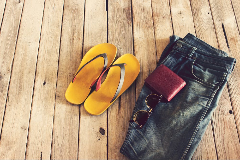 igd-hero-travel-credit-cards-flip-flops.png