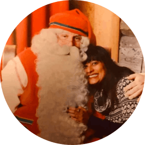 igd-sanata-with-woman.png