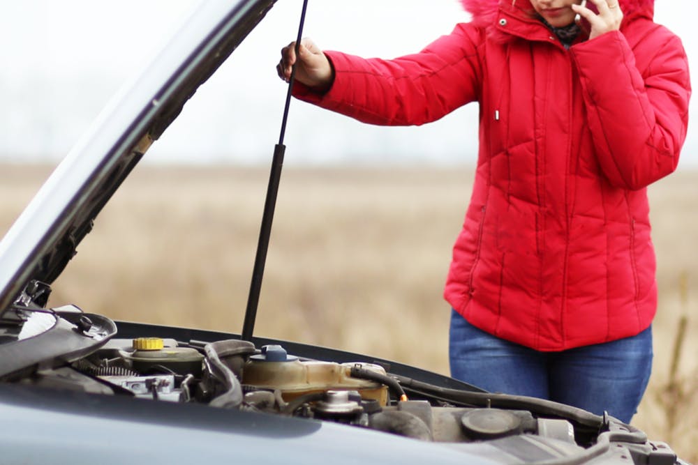 hero-car-breakdown-phone-insurance.png