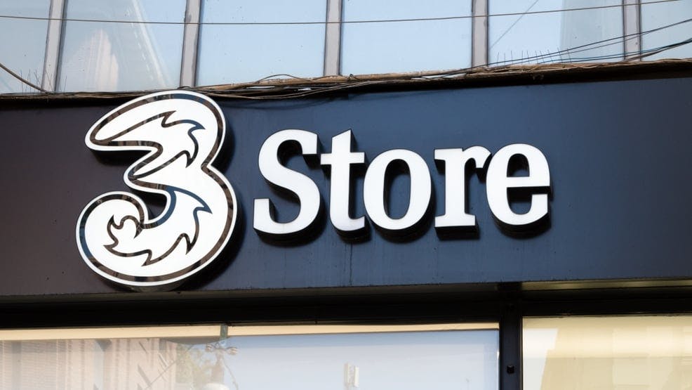 Three Mobile Compensation Claim After Network Outage: Your Rights & How to Claim 9 Exterior view of a Three Mobile retail store