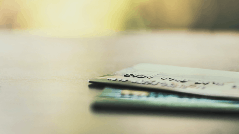 hero-homepage-tip-balance-transfer-credit-cards-debt-shift-cashback.png
