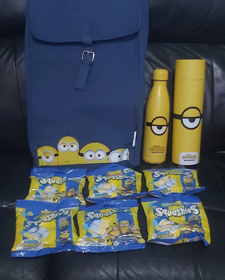 Minions goodies - a bag, water bottle and sweets