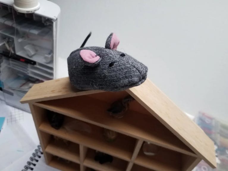 Toy mouse