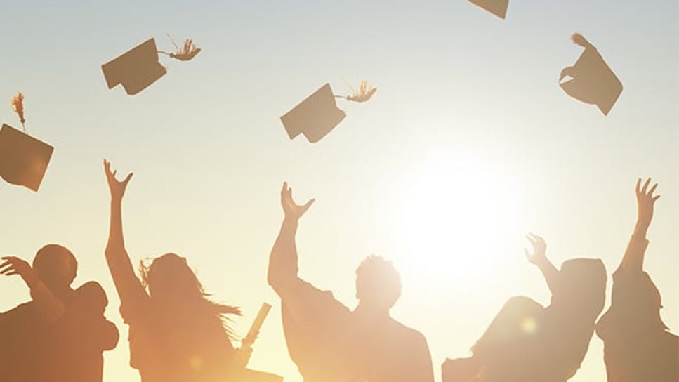hero-incomeandfamily-students.jpg